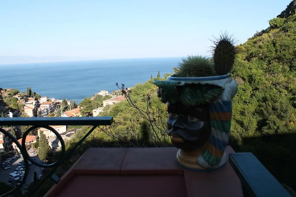 بيت للعطل فيلا Spectacular View تاورمينا